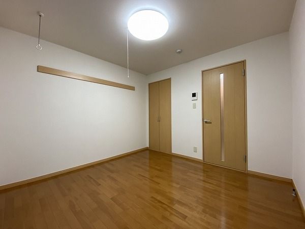 ベッドルーム