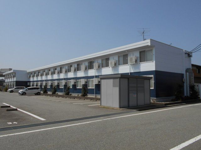 レオパレスエスポワールの外観画像