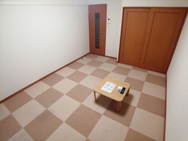 ベッドルーム