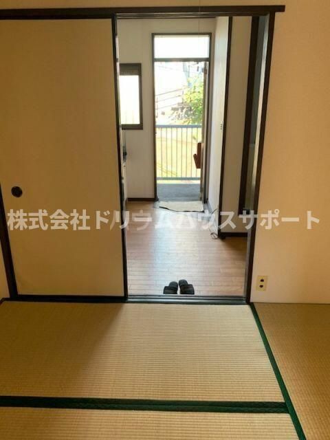 ベッドルーム
