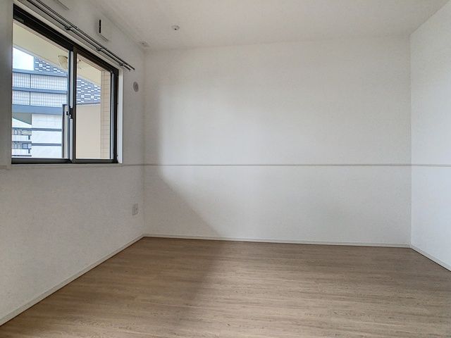 ベッドルーム