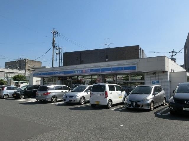 ローソン八幡山王一丁目店(690m)