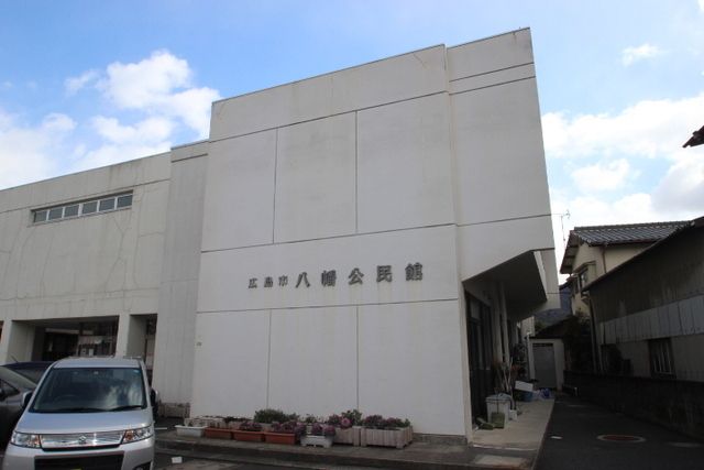 近くに施設あり