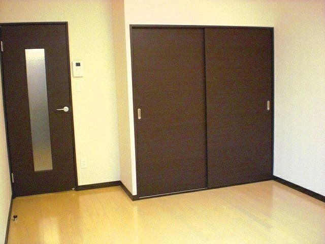 ベッドルーム