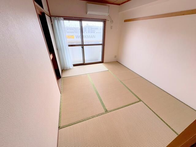 ベッドルーム
