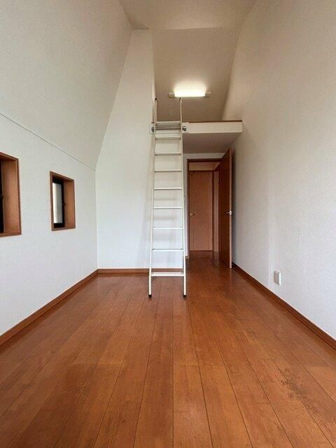 ベッドルーム