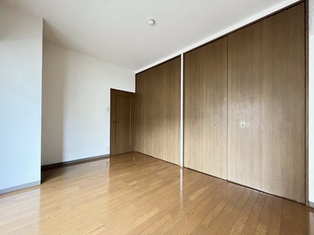 ベッドルーム