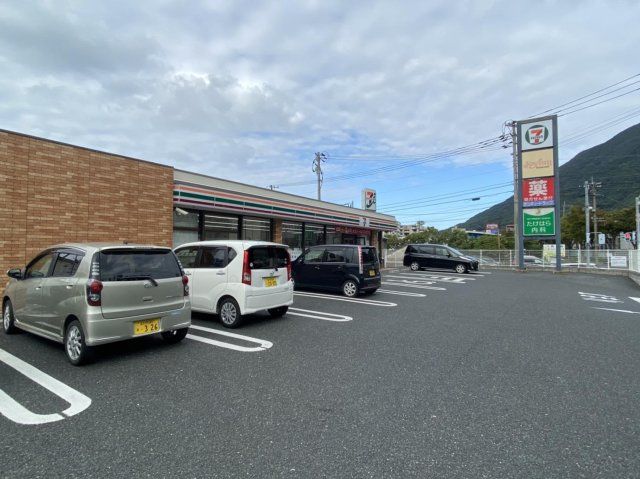 セブンイレブン門司稲積店(400m)