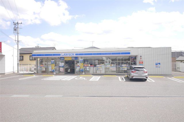 ローソン小倉沼本町一丁目店(680m)