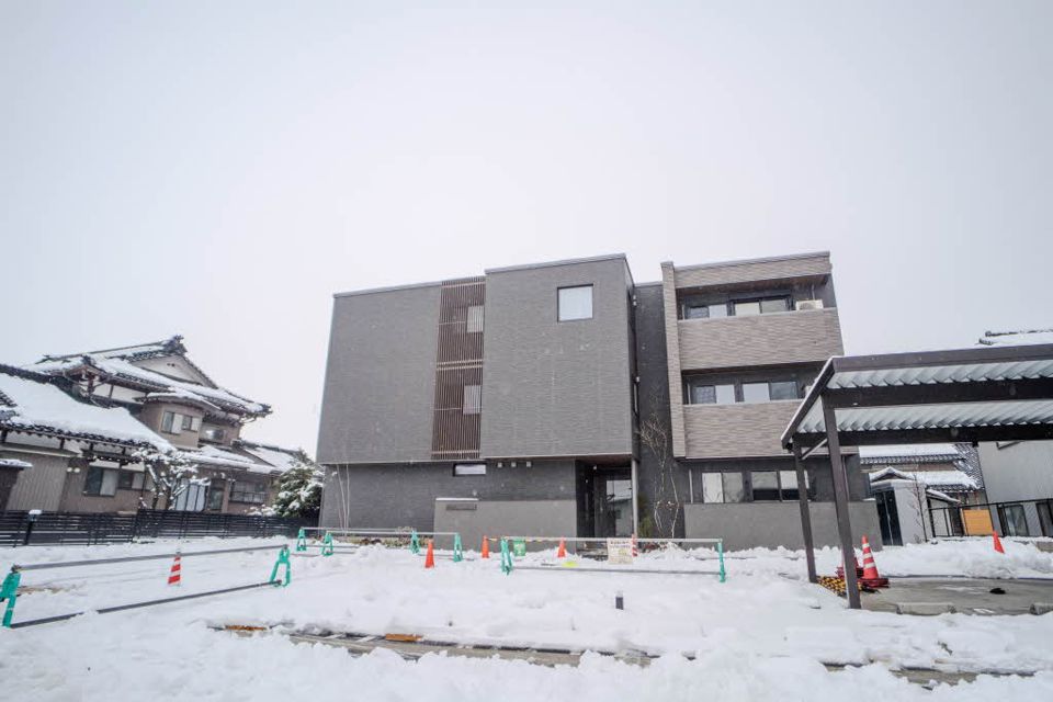 フトゥールムの外観画像
