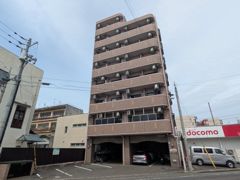 メトロコア西市駅の外観画像
