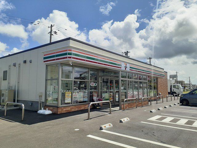 セブンイレブン西原我謝店まで409m