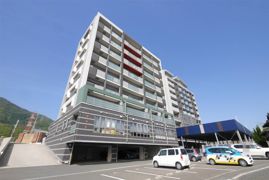 ビッグファミリー葛原の外観画像