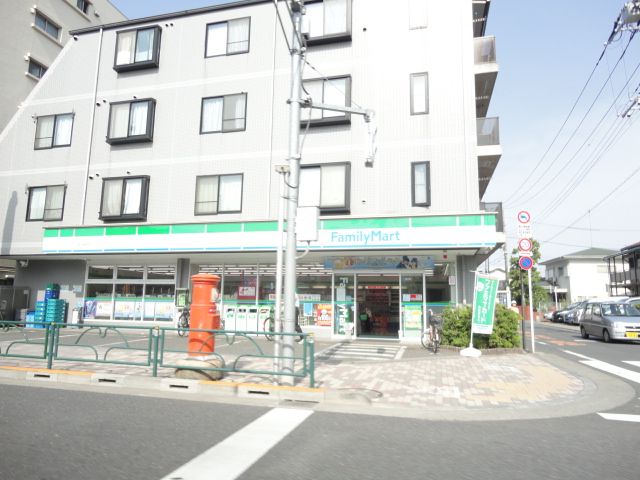 近くに施設あり