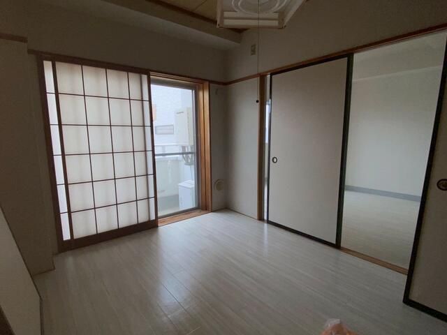 ベッドルーム