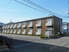 レオパレスヴィラージュ山手の外観画像