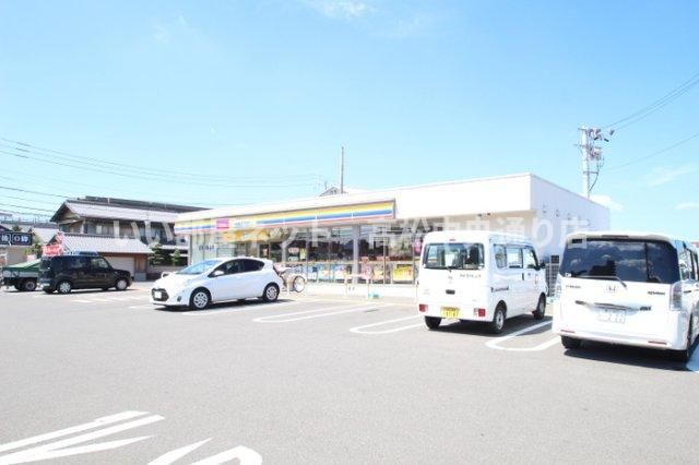 近くに施設あり