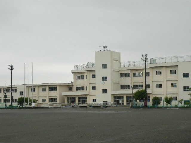 その他「市立丘小学校まで130m」