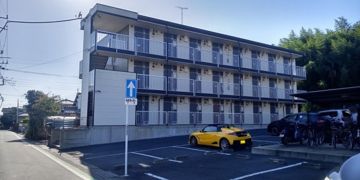 レオパレスコシバの外観画像