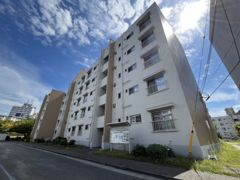 高倉台7-2団地30号棟の外観画像