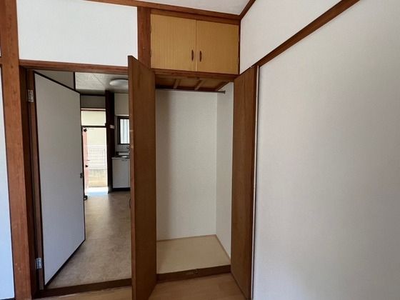 ベッドルーム