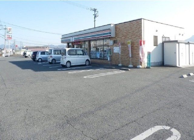 セブンイレブンまで1700m