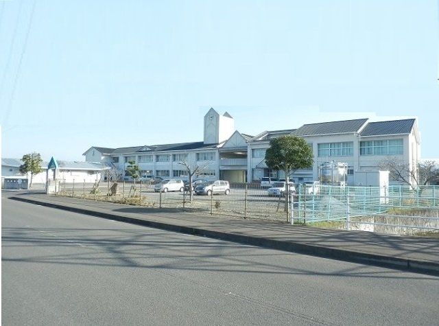 今津中学校まで230m