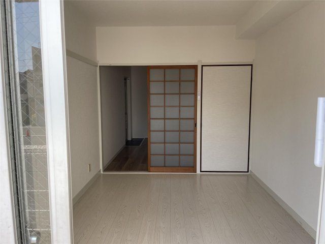 ベッドルーム