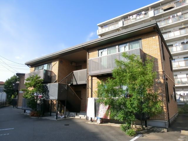 フラワーハイツ藤B棟の外観画像