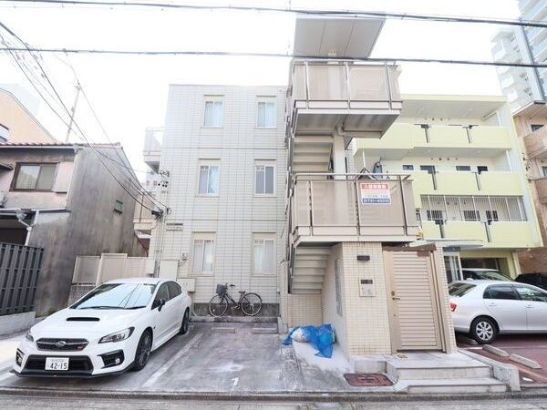 アイリス内山の外観画像