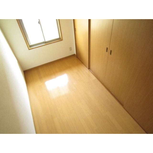 ベッドルーム