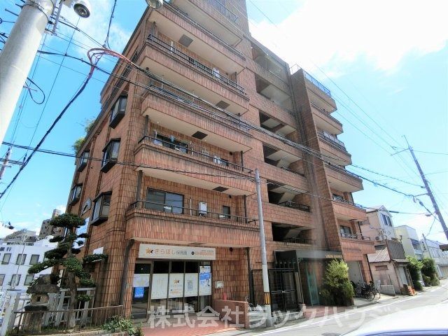 ラグーナ本町の外観画像
