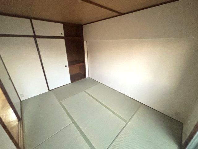 ベッドルーム
