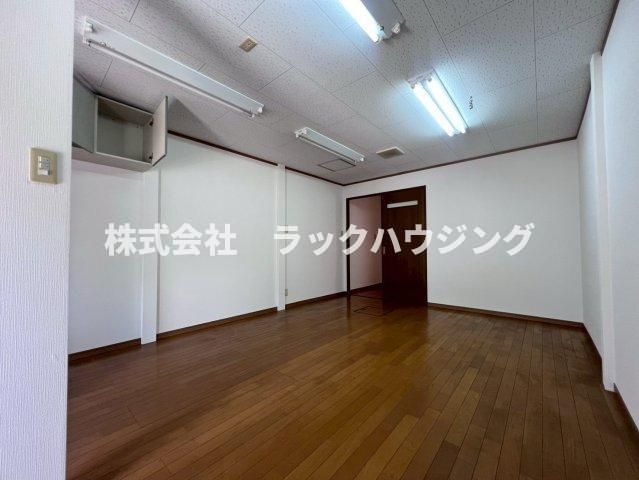 洋室