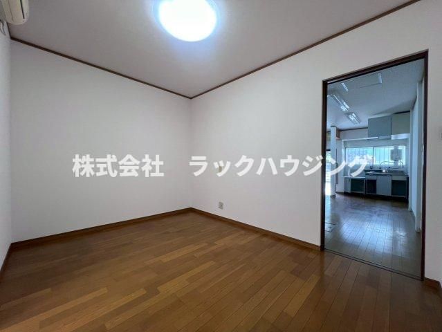 洋室