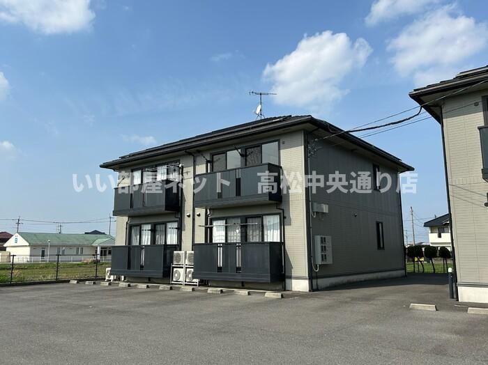 カメリアハイツ A棟の外観画像