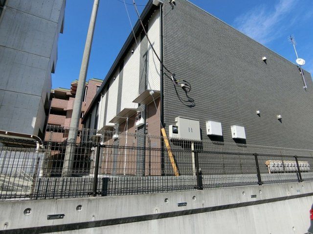 近くに施設あり