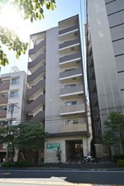コスモグレイス新宿の外観画像