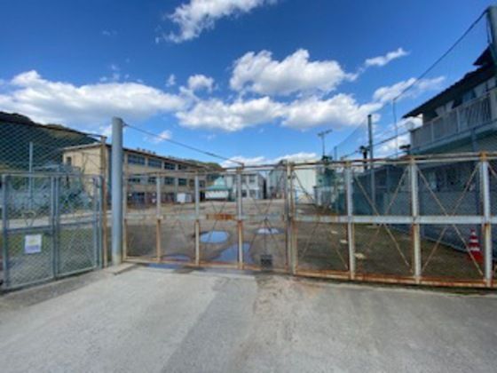 近くに施設あり