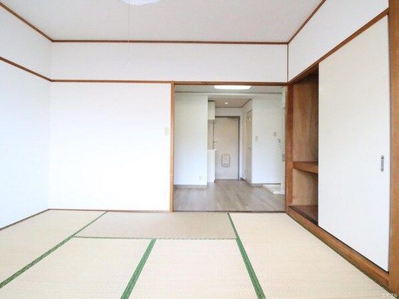 ベッドルーム