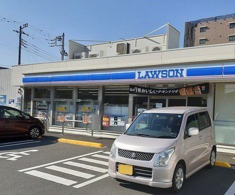 ローソンまで473m