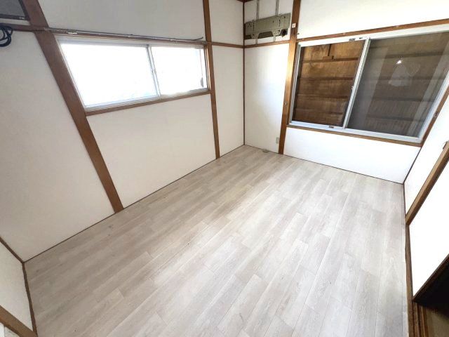 ベッドルーム