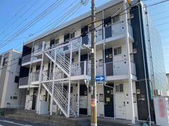 レオパレスシャーマー御崎の外観画像
