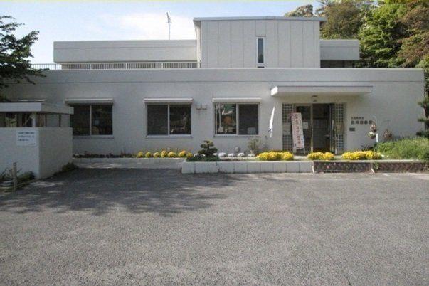 能美図書館まで700m