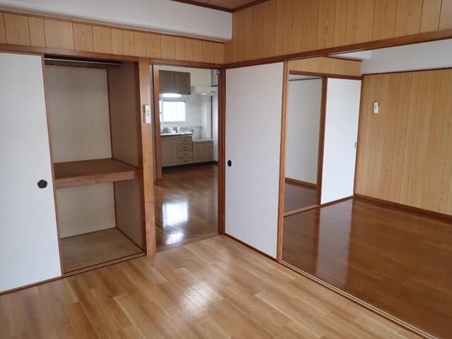 ベッドルーム