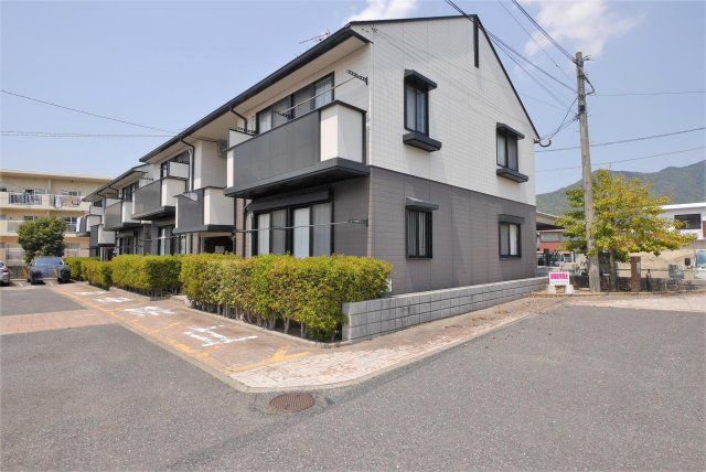 アヴェニール・アージュ A棟の外観画像