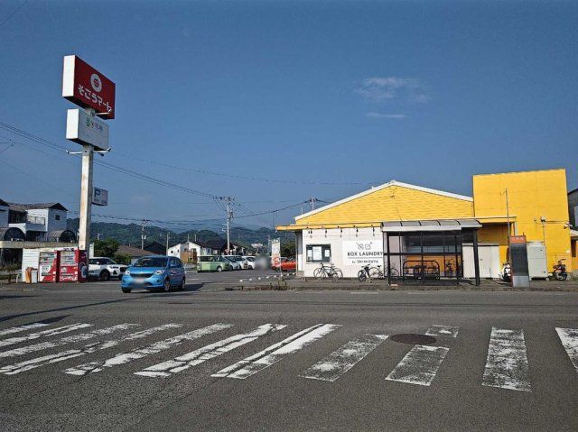 近くに施設あり