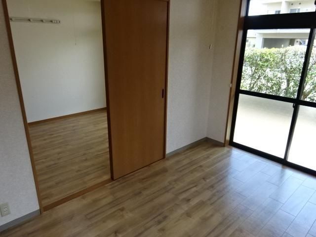 ベッドルーム