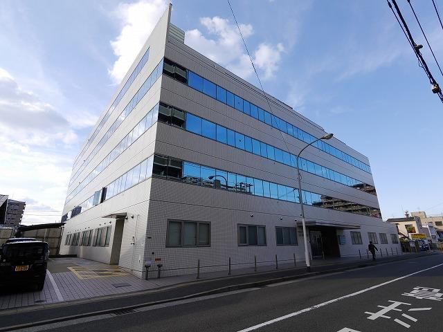 小倉中井病院(210m)