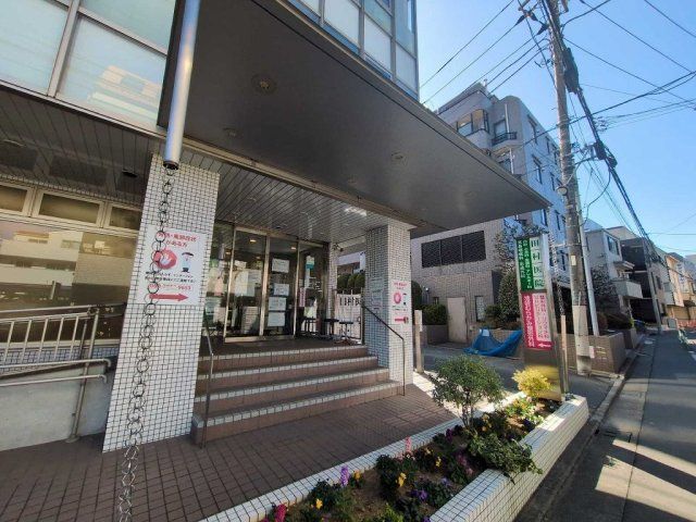 近くに施設あり